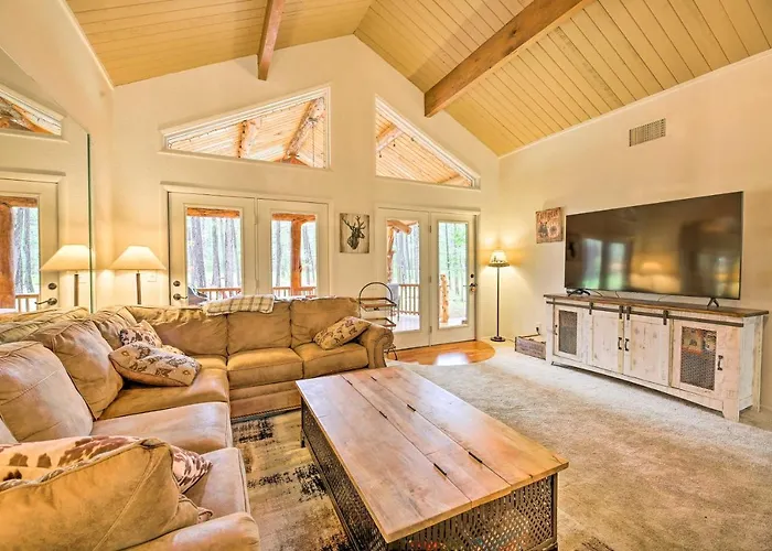 Wooded Yard, Gas Grill: Lush Retreat Pinetop-Lakeside