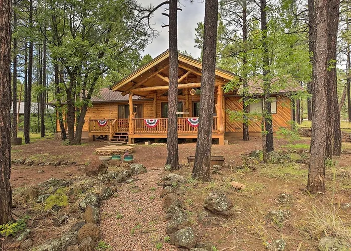 Wooded Yard, Gas Grill: Lush Retreat * Pinetop-Lakeside